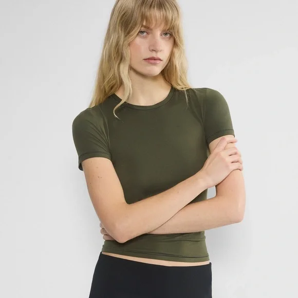 ARITZIA - NWT Wilfred Emmer T-Shirt - Picture 11 of 15